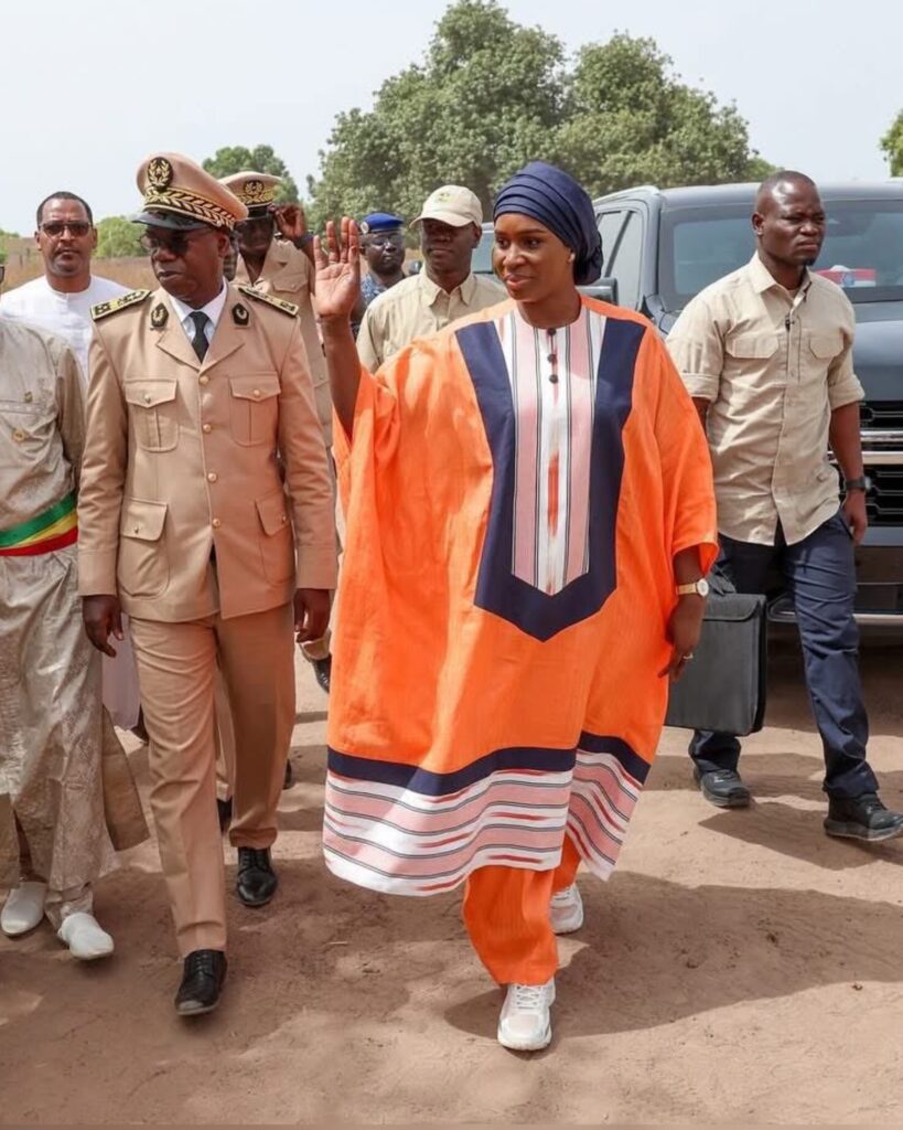 photo output 5 819x1024 1 - Senenews - Actualité au Sénégal, Politique, Économie, Sport